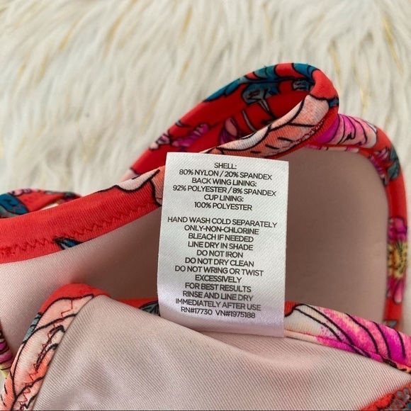 Shade & Shore Red Floral Push Up Shore Bikini Top - Picture 6 of 7